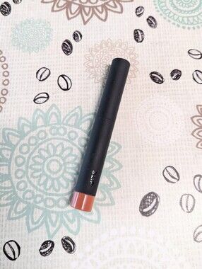 Bite Beauty Power Move Creamy Matte Lip Crayon - Amaretto